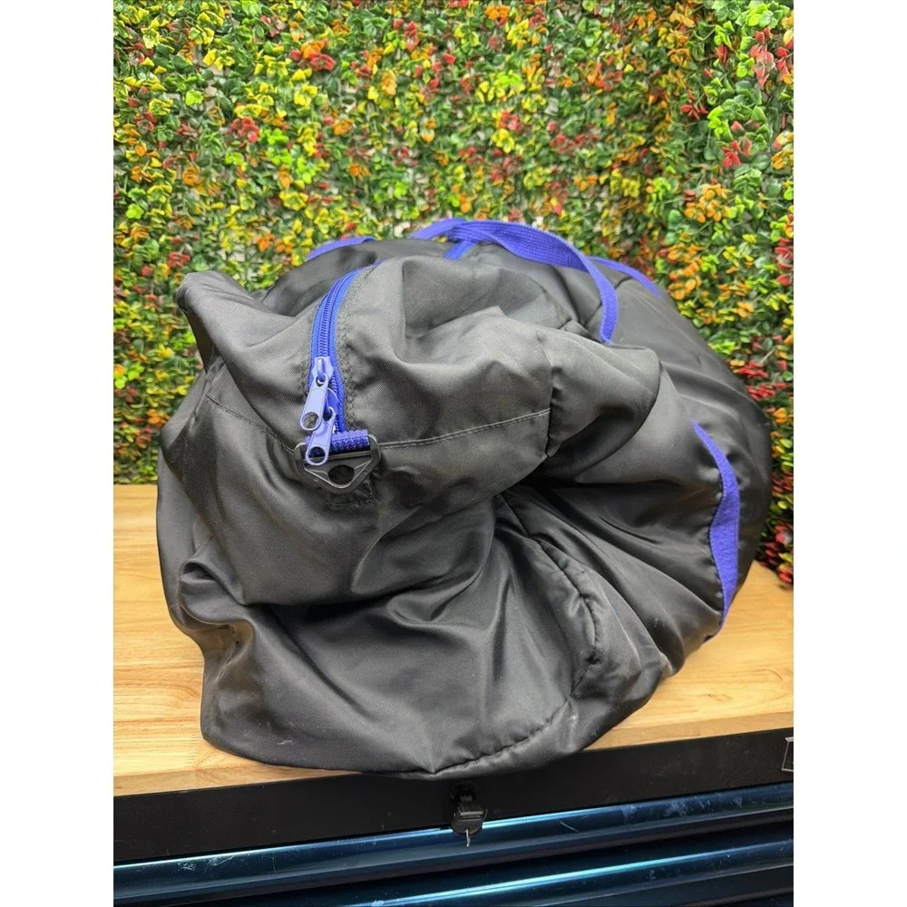 NIKE Spell Out Swoosh Athletic Duffle Gym Bag 80s 90s‎ Gray Tag Rare Vintage VTG